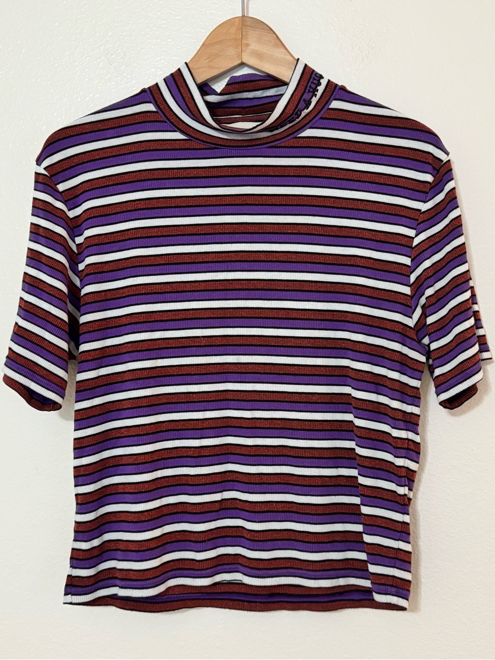 Teddy Fresh Need a Hug Ribbed Mock Neck Striped Tee Purple Burgundy XL